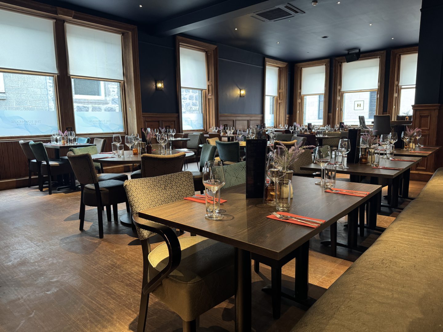 Hammerman's interior